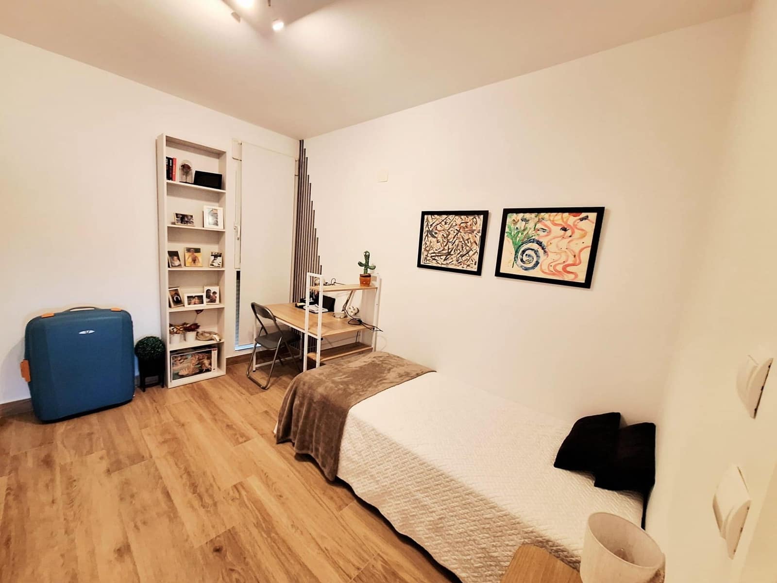 3 bedroom Flat for rent in Carlet - € 850 (Ref: 9516082)