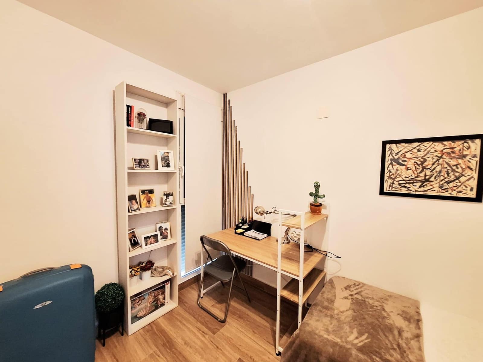 3 bedroom Flat for rent in Carlet - € 850 (Ref: 9516082)