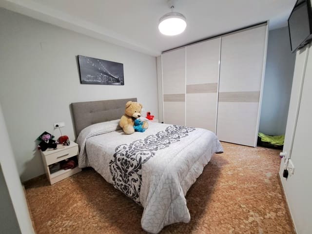 3 chambre Appartement à vendre à Alzira - 250 000 € (Ref: 9524264)