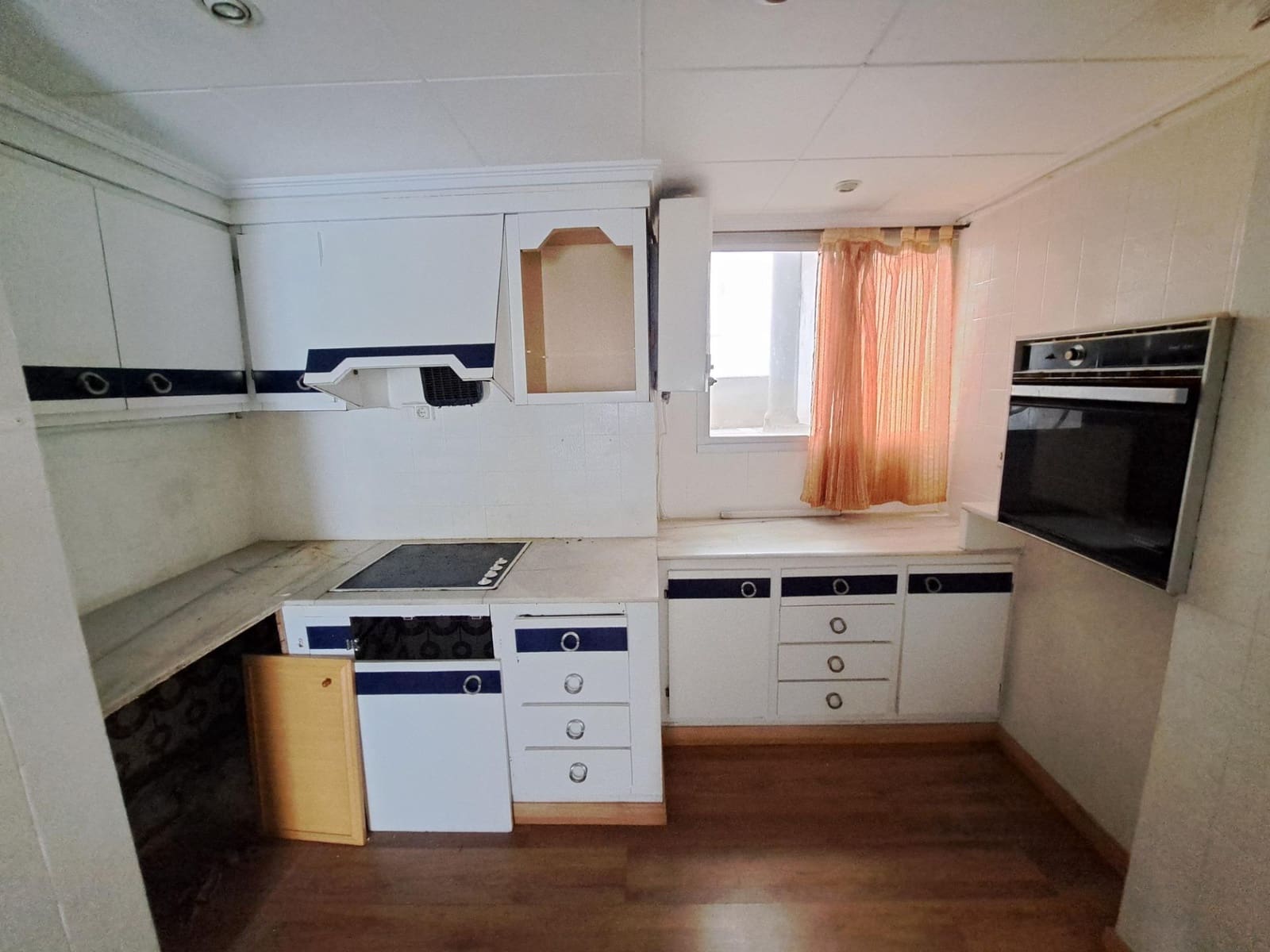 3 makuuhuone Asunto myytävänä paikassa Alzira - 130 000 € (Ref: 9530487)