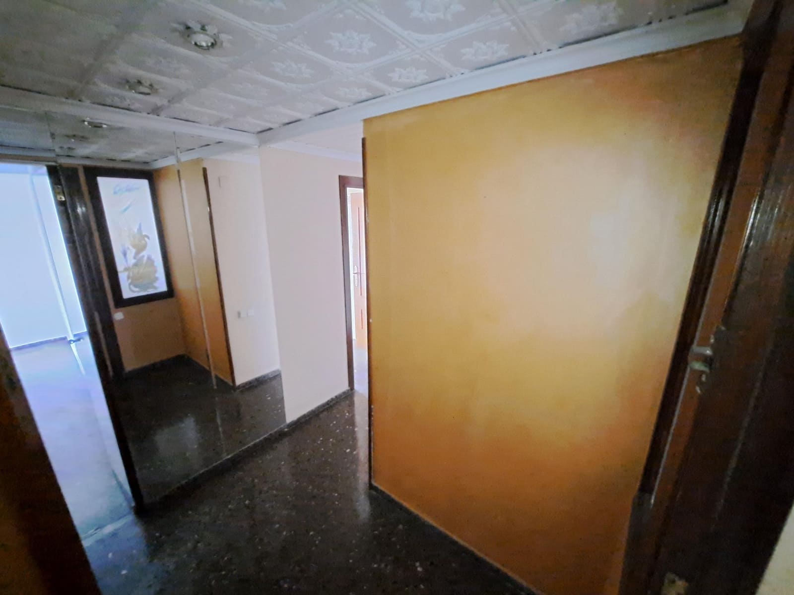 3 makuuhuone Asunto myytävänä paikassa Alzira - 130 000 € (Ref: 9530487)