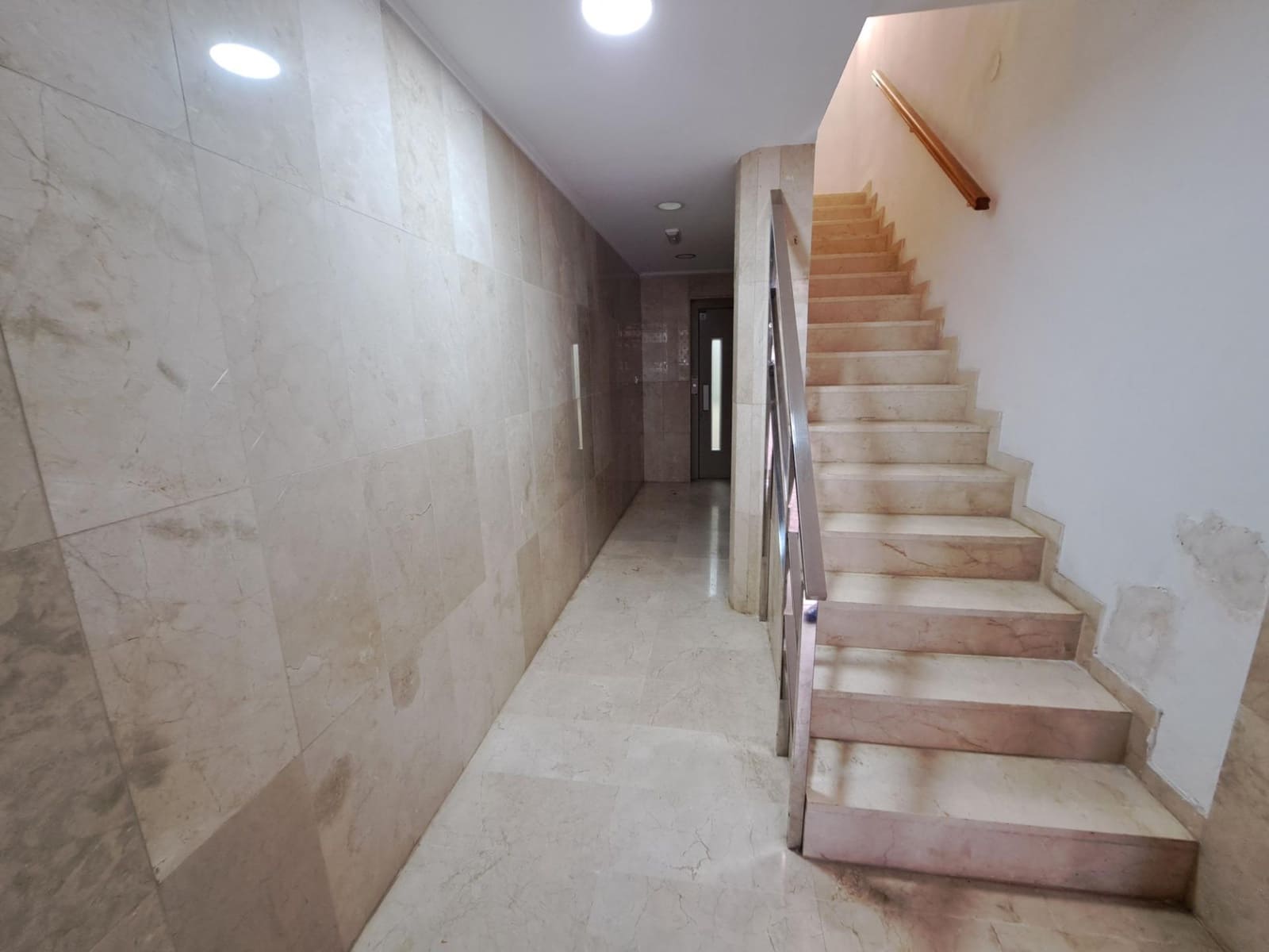 3 makuuhuone Asunto myytävänä paikassa Alzira - 130 000 € (Ref: 9530487)