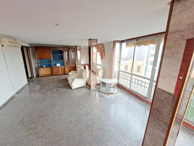 3 makuuhuone Asunto myytävänä paikassa Alzira - 130 000 € (Ref: 9530487)