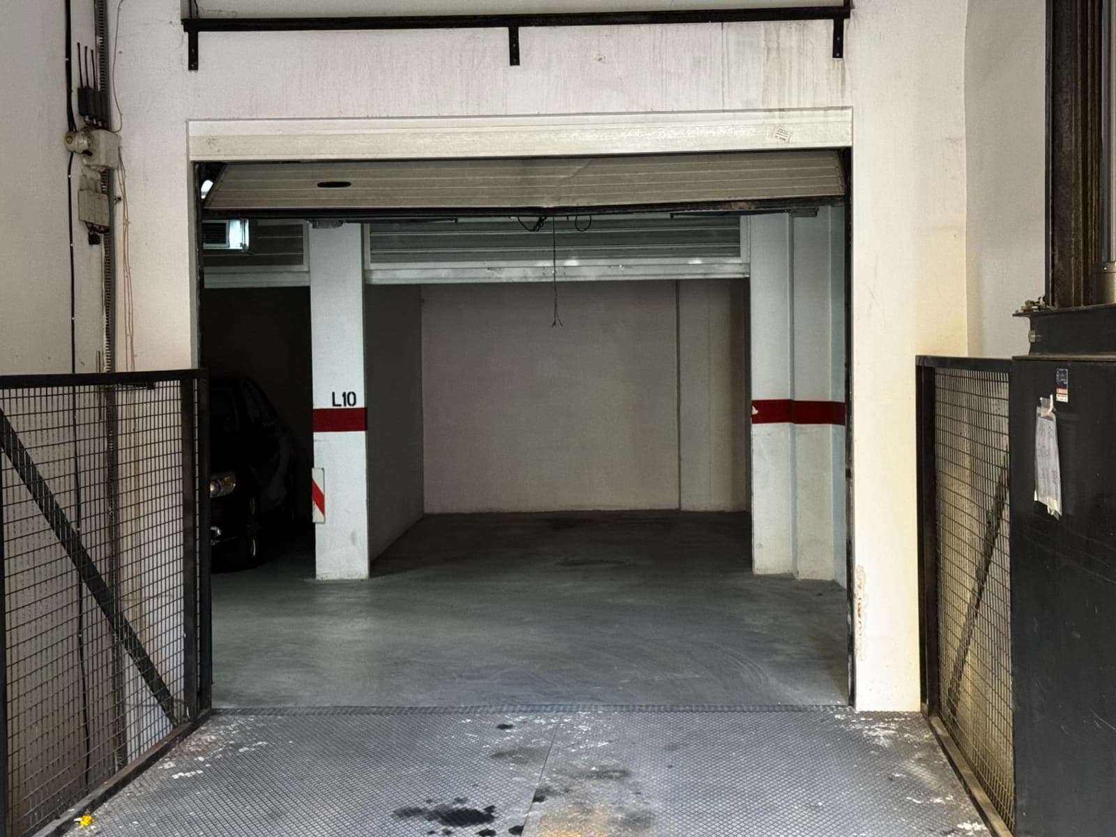 Garage for sale in Alzira - € 25,000 (Ref: 9530489)