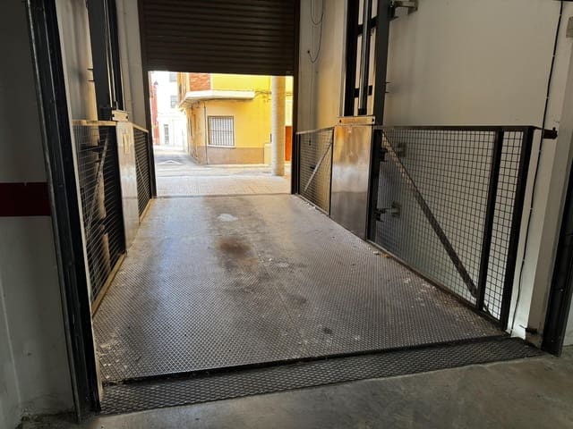 Garage te koop in Alzira - € 25.000 (Ref: 9530489)