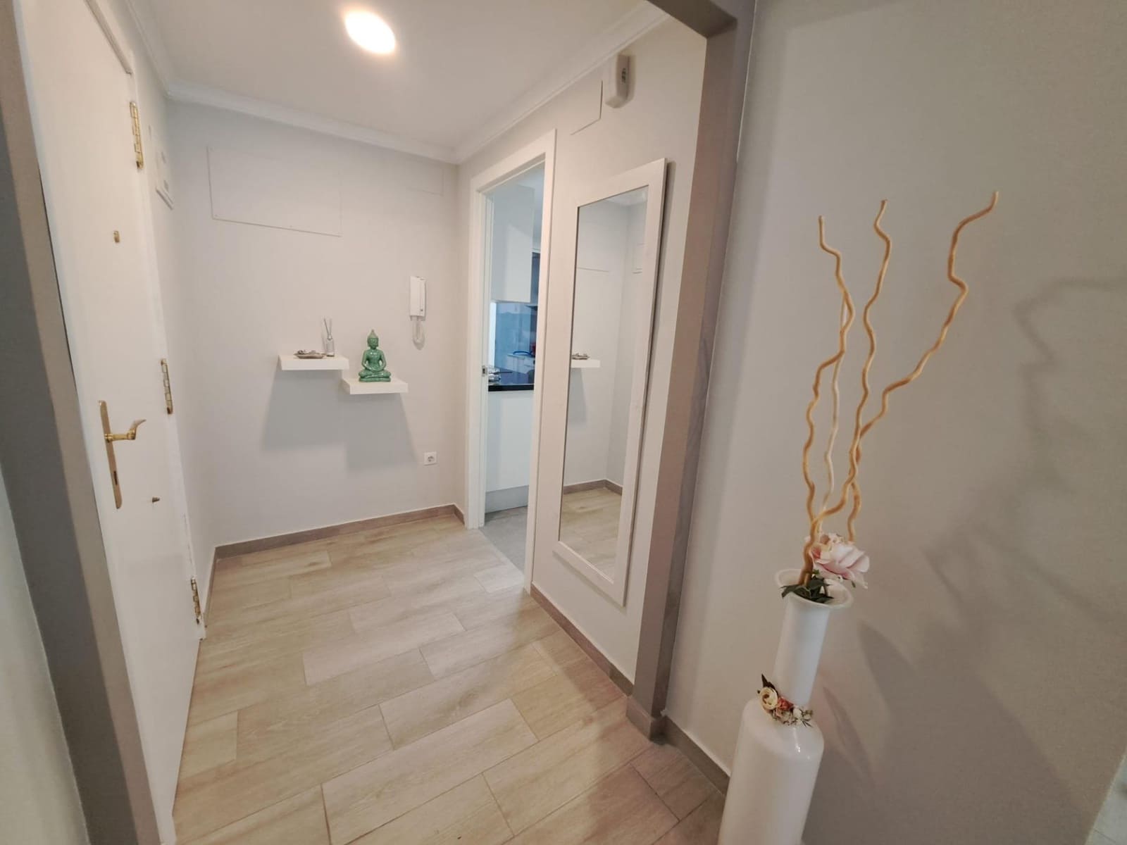 3 bedroom Flat for sale in Carcaixent - € 160,000 (Ref: 9530491)