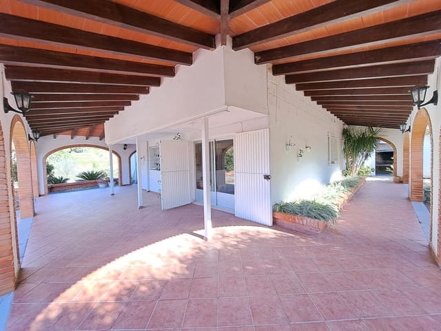 4 chambre Villa/Maison à vendre à Alzira avec piscine - 205 000 € (Ref: 9535889)