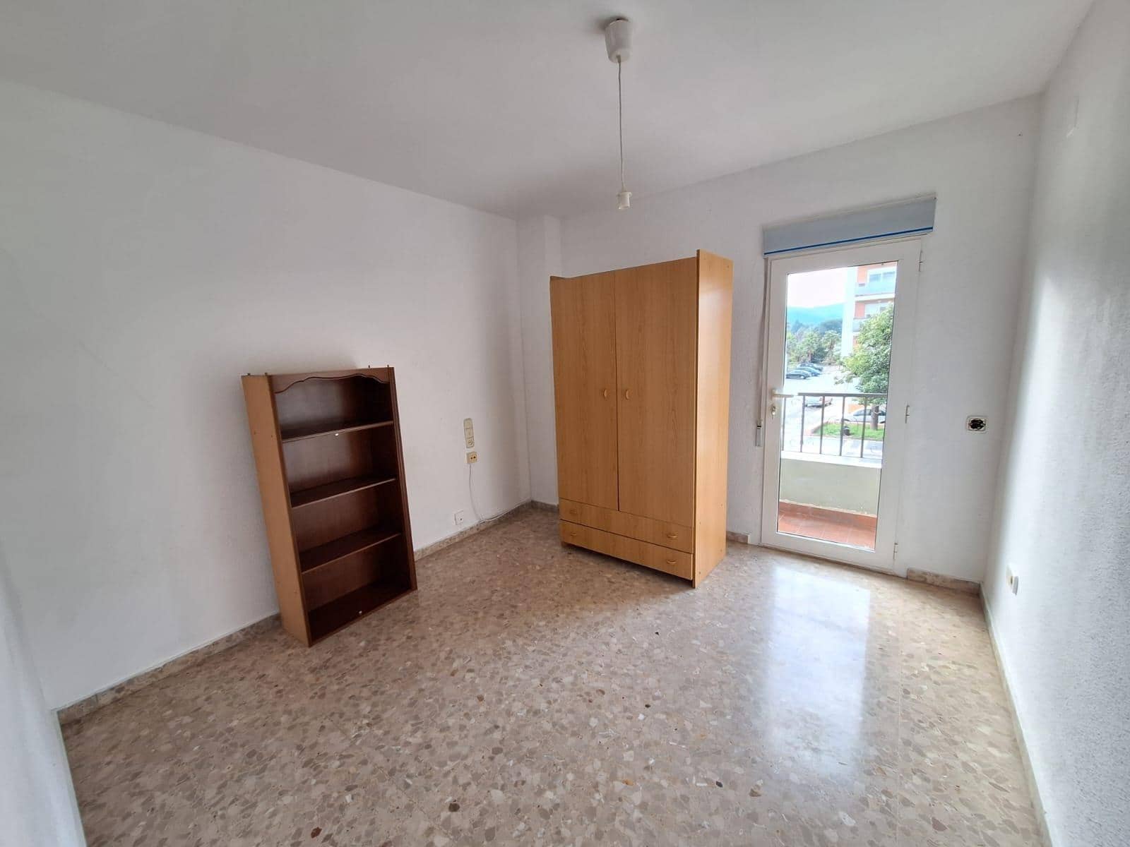 4 bedroom Flat for sale in Alcantera de Xuquer - € 95,000 (Ref: 9535890)