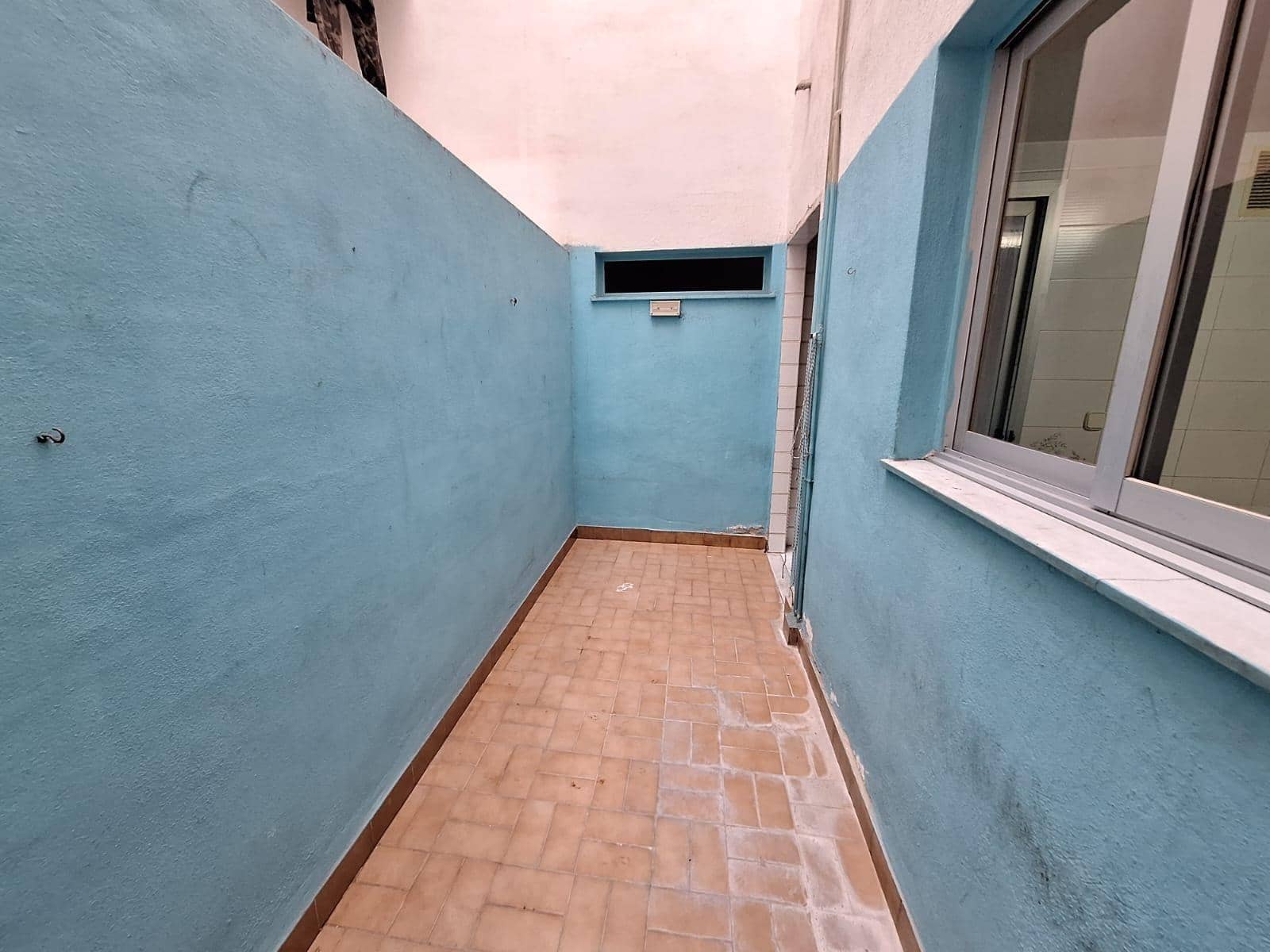 4 bedroom Flat for sale in Alcantera de Xuquer - € 95,000 (Ref: 9535890)