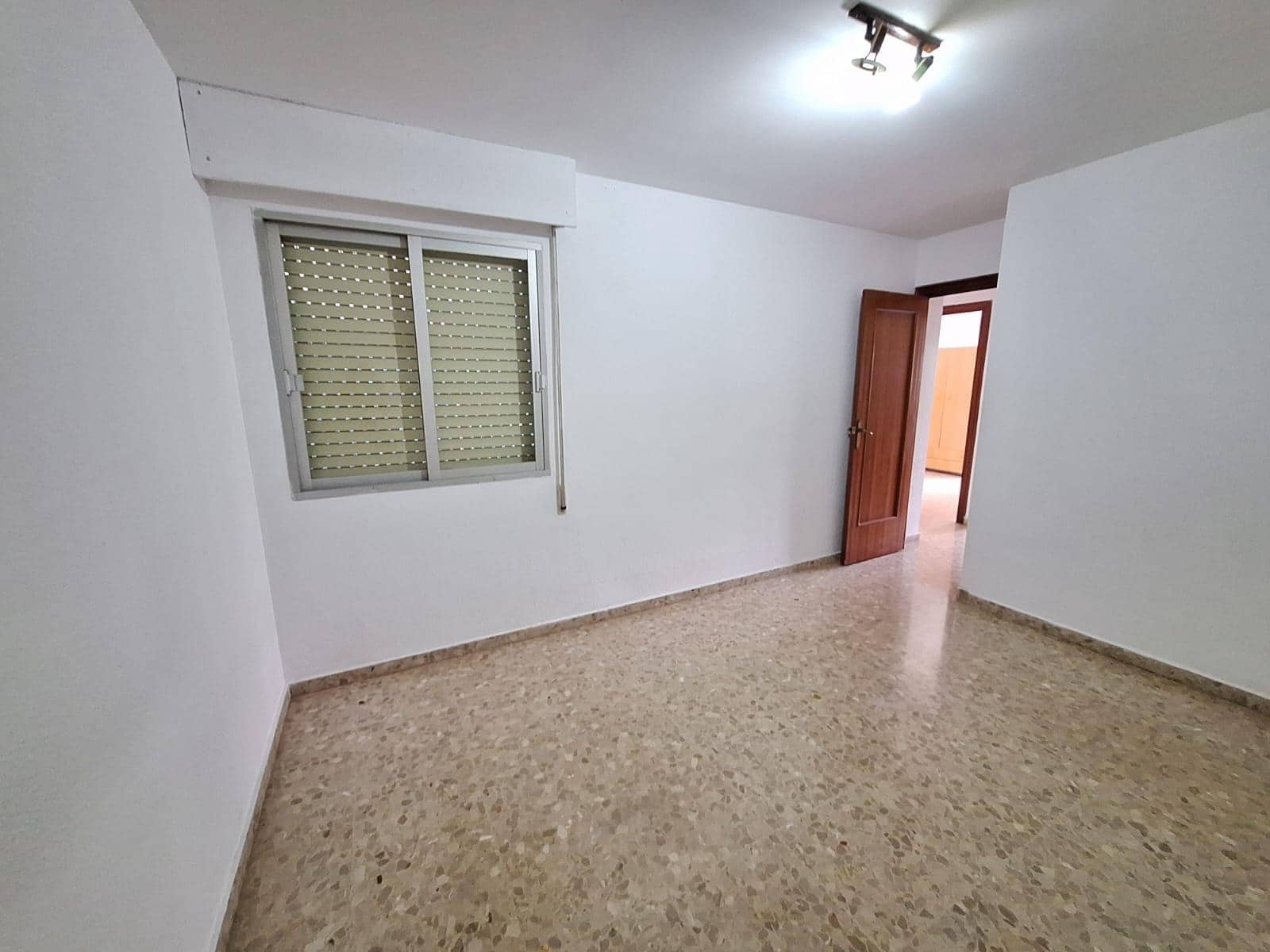 4 bedroom Flat for sale in Alcantera de Xuquer - € 95,000 (Ref: 9535890)