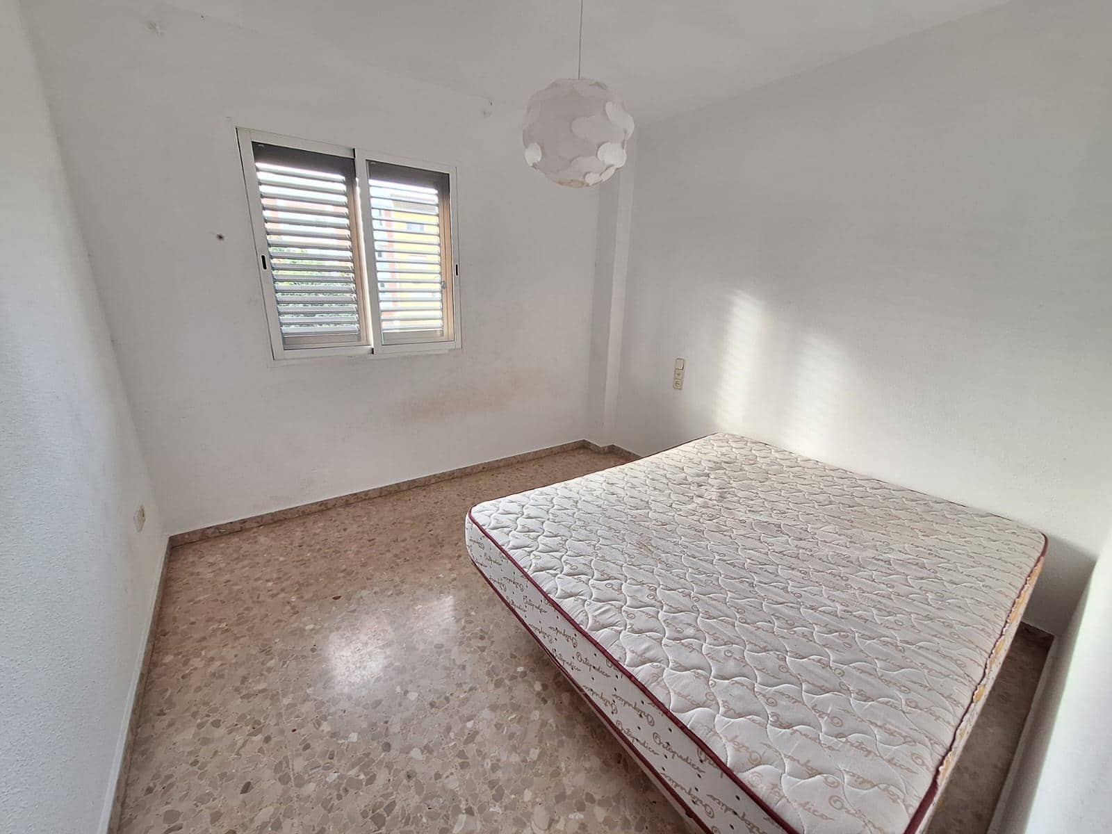 4 bedroom Flat for sale in Alcantera de Xuquer - € 95,000 (Ref: 9535890)