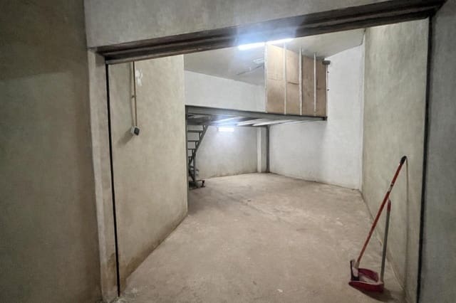 Garage til salg i Algemesí - € 18.000 (Ref: 9541070)