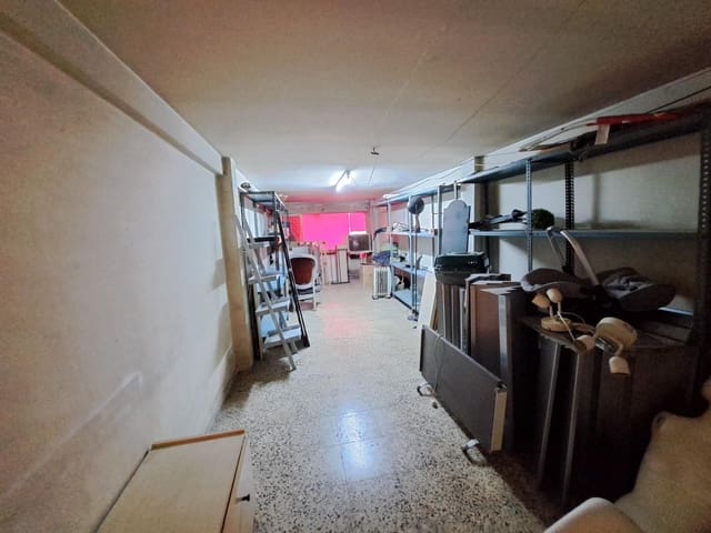 Kommersiell til leie i Alzira - € 750 (Ref: 9555803)