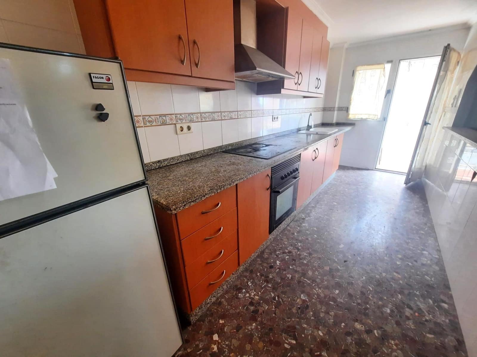 3 Zimmer Wohnung zu verkaufen in Polinya de Xuquer mit Garage - 118.000 € (Ref: 9571132)