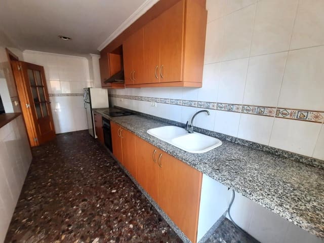 3 soveværelse Lejlighed til salg i Polinyà de Xúquer med garage - € 118.000 (Ref: 9571132)