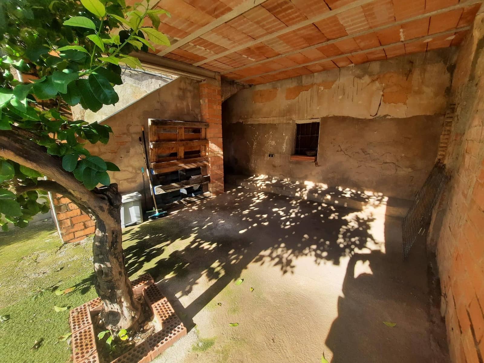 5 slaapkamer Villa te koop in Alcantera de Xuquer - € 198.000 (Ref: 9574586)