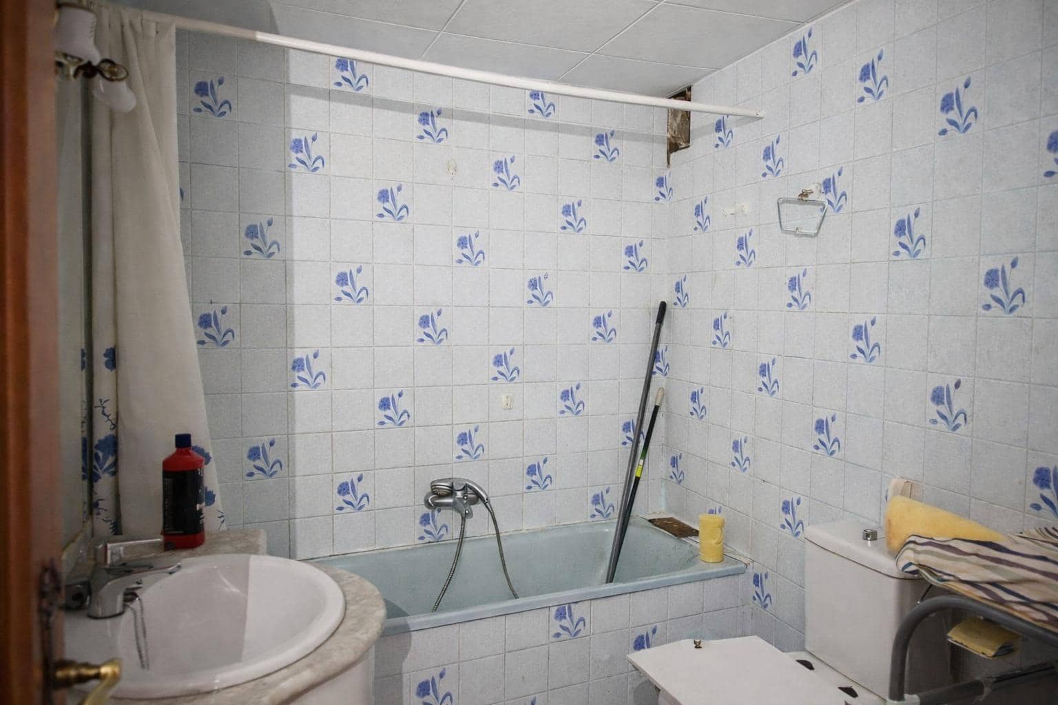 4 bedroom Flat for sale in Carcaixent - € 110,000 (Ref: 9582912)