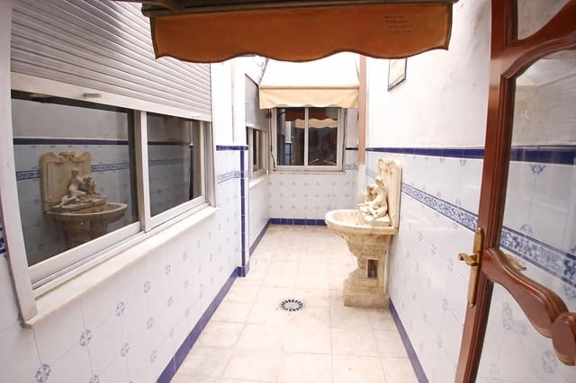 Pareado de 3 habitaciones en Carcaixent en venta - 120.000 € (Ref: 9582913)