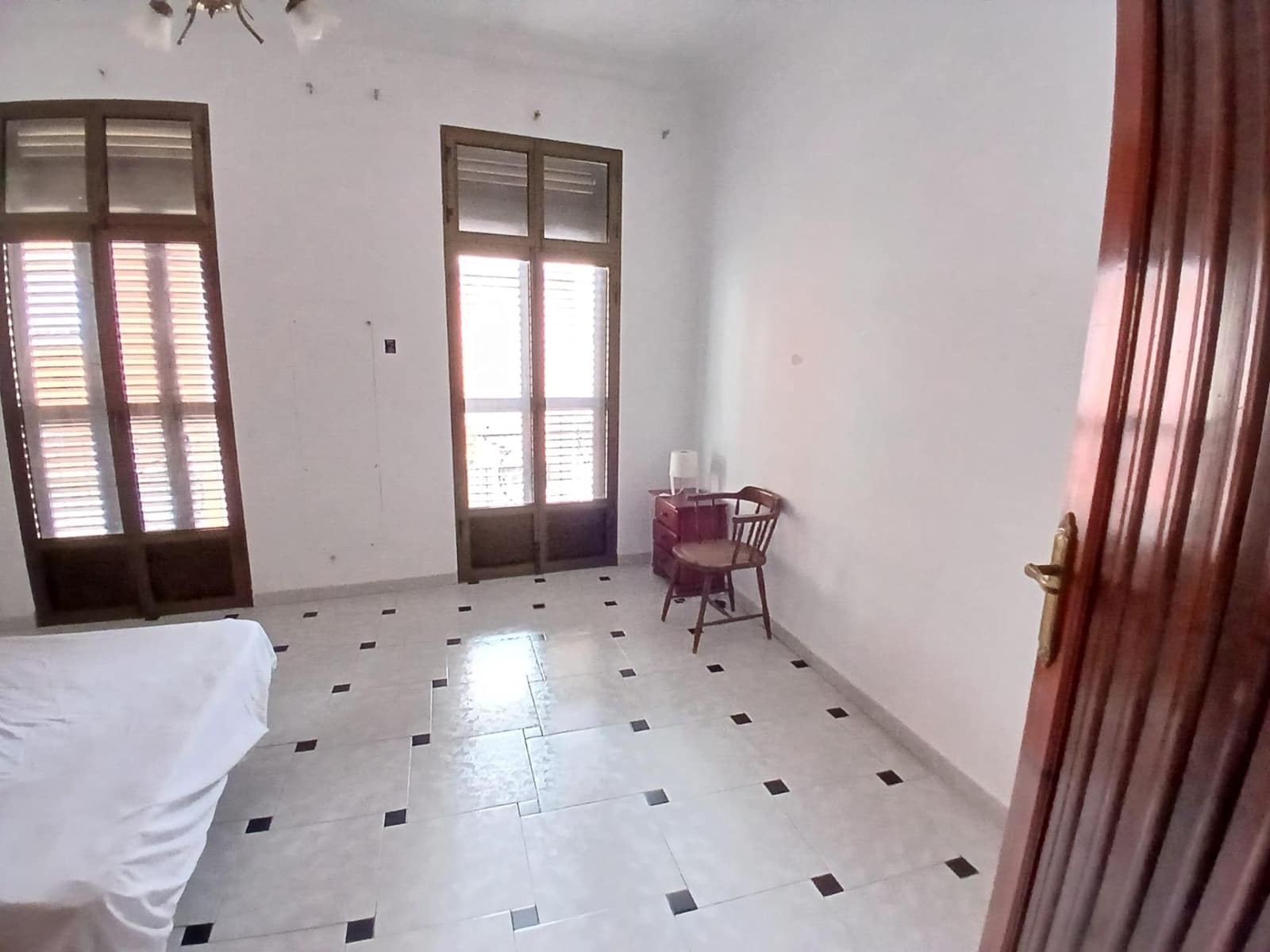 Pareado de 3 habitaciones en Carcaixent en venta - 120.000 € (Ref: 9582913)