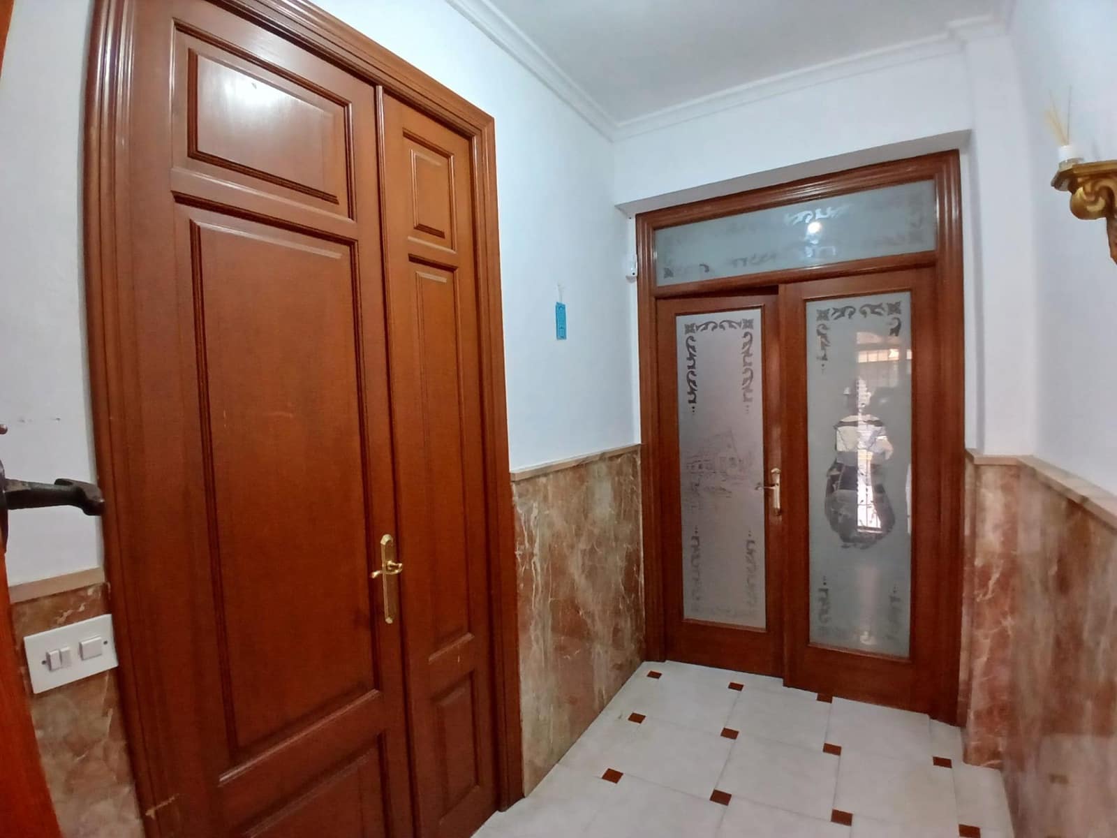 Pareado de 3 habitaciones en Carcaixent en venta - 120.000 € (Ref: 9582913)