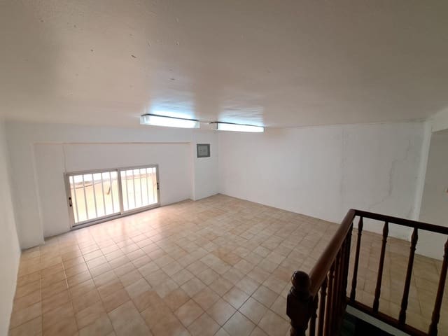 Comercial para arrendar em Alzira - 400 € (Ref: 9608029)