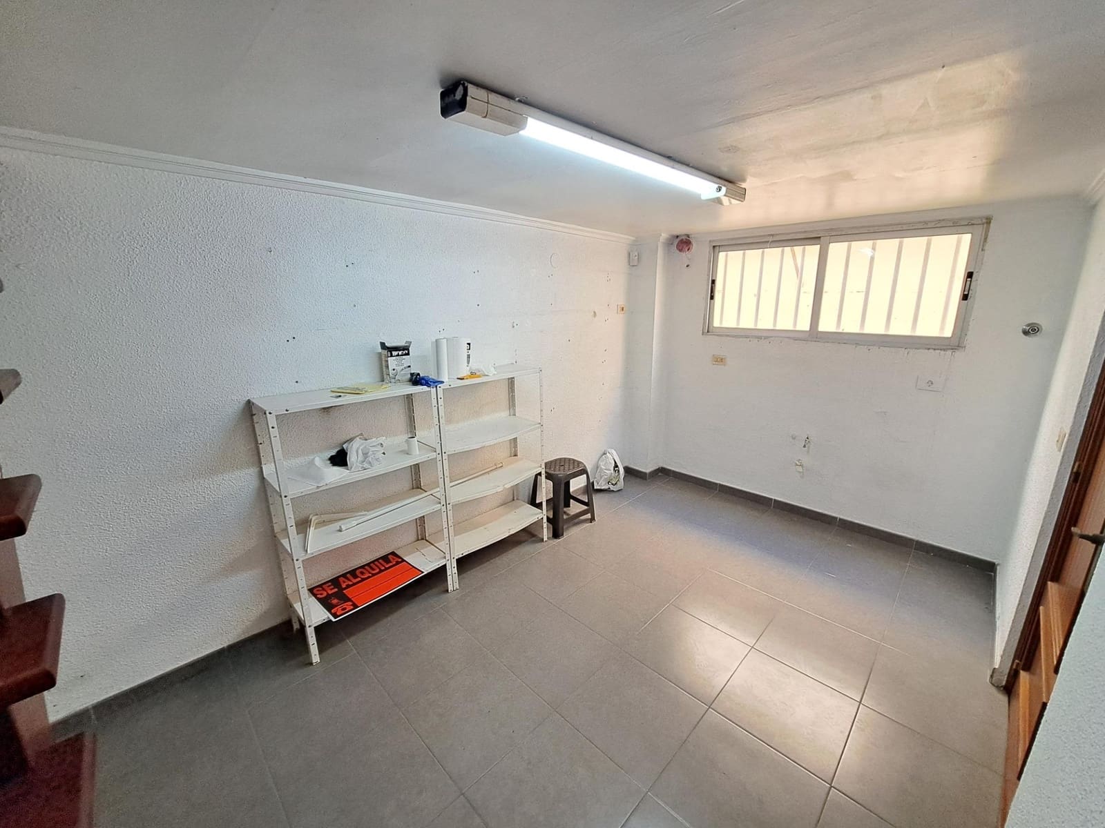 Kommersiell til leie i Alzira - € 400 (Ref: 9608029)