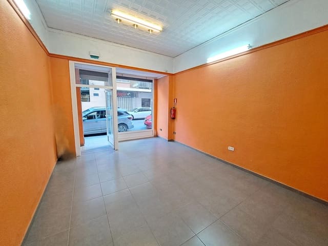 Comercial para arrendar em Alzira - 400 € (Ref: 9608029)