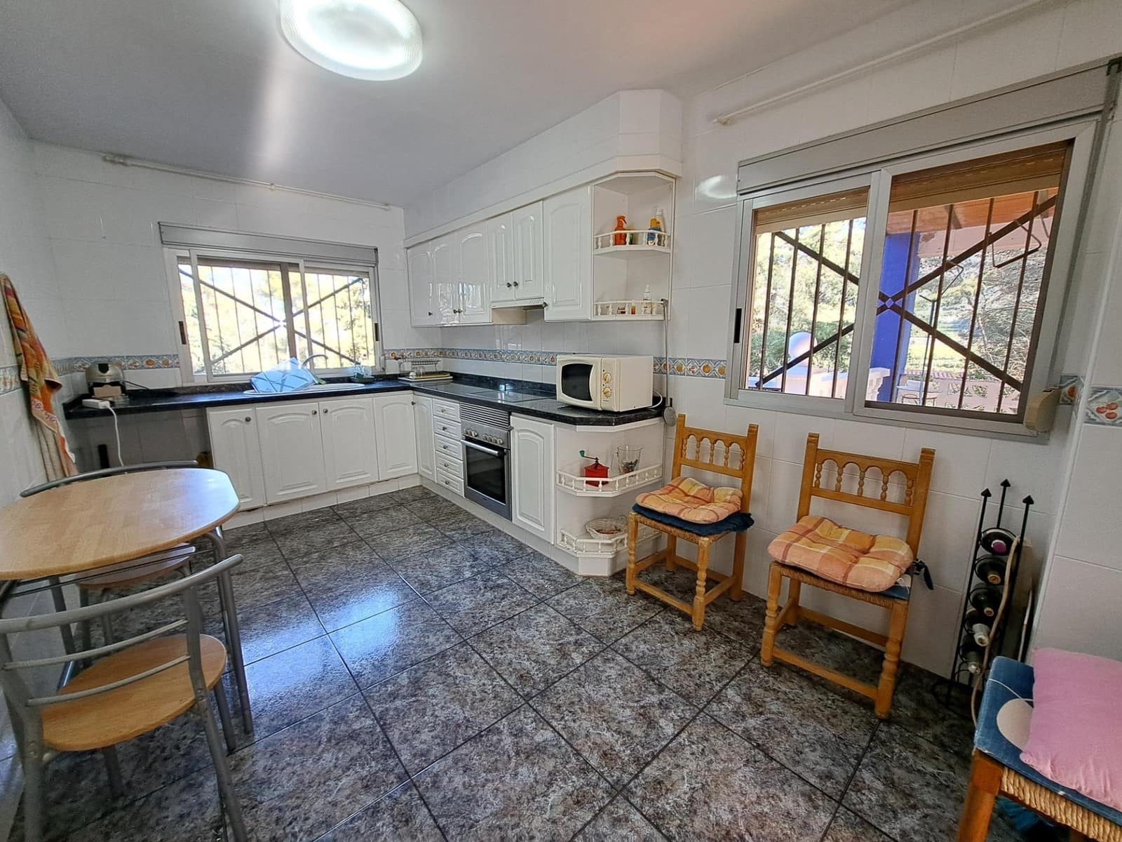 3 quarto Moradia para venda em Alzira com piscina - 235 000 € (Ref: 9611501)