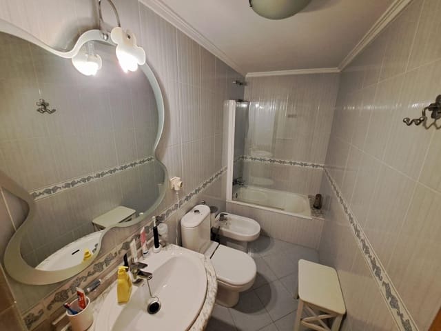 3 makuuhuone Asunto myytävänä paikassa Alzira - 180 000 € (Ref: 9619194)