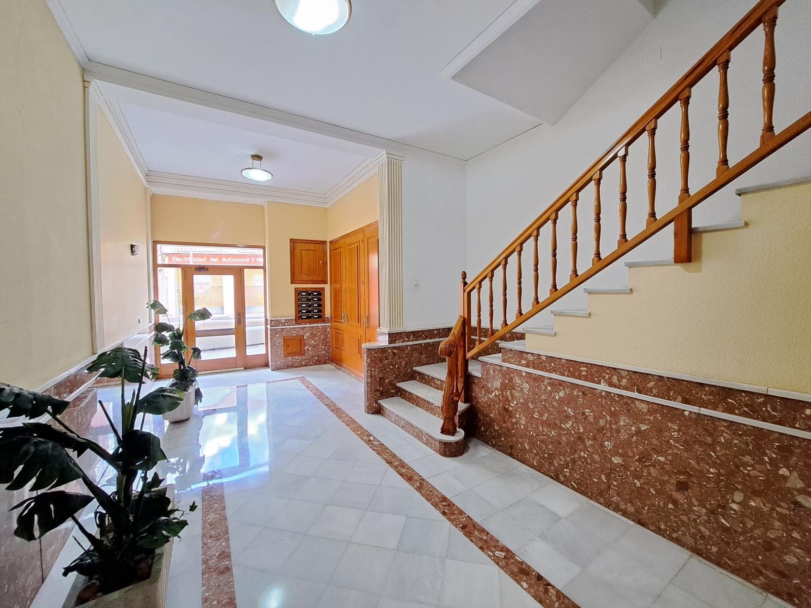 3 makuuhuone Asunto myytävänä paikassa Alzira - 180 000 € (Ref: 9619194)