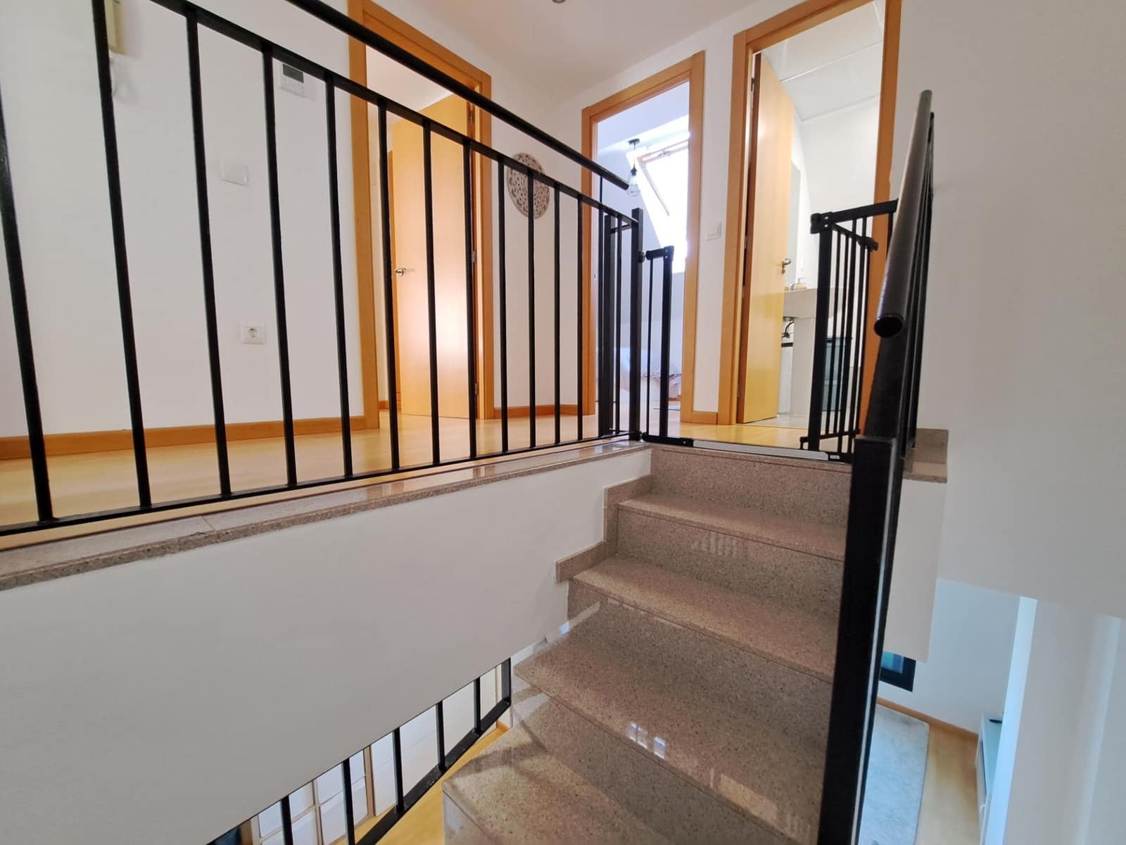 3 makuuhuone Kattohuoneisto myytävänä paikassa Alzira - 240 000 € (Ref: 9629932)