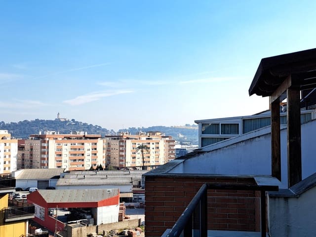 3 makuuhuone Kattohuoneisto myytävänä paikassa Alzira - 240 000 € (Ref: 9629932)