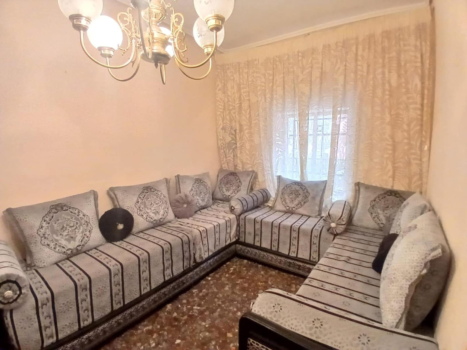 6 slaapkamer Finca/Landhuis te koop in Carcaixent met garage - € 92.000 (Ref: 9648077)