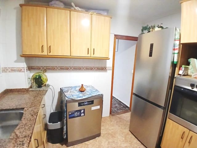 6 slaapkamer Finca/Landhuis te koop in Carcaixent met garage - € 92.000 (Ref: 9648077)