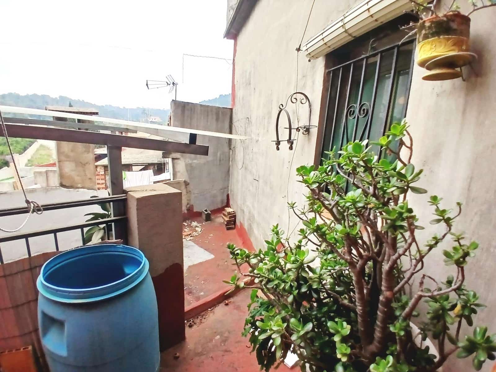 6 slaapkamer Finca/Landhuis te koop in Carcaixent met garage - € 92.000 (Ref: 9648077)