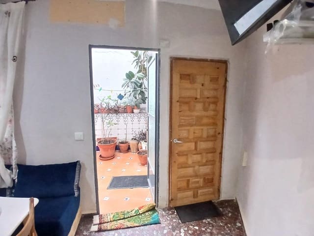 6 slaapkamer Finca/Landhuis te koop in Carcaixent met garage - € 92.000 (Ref: 9648077)