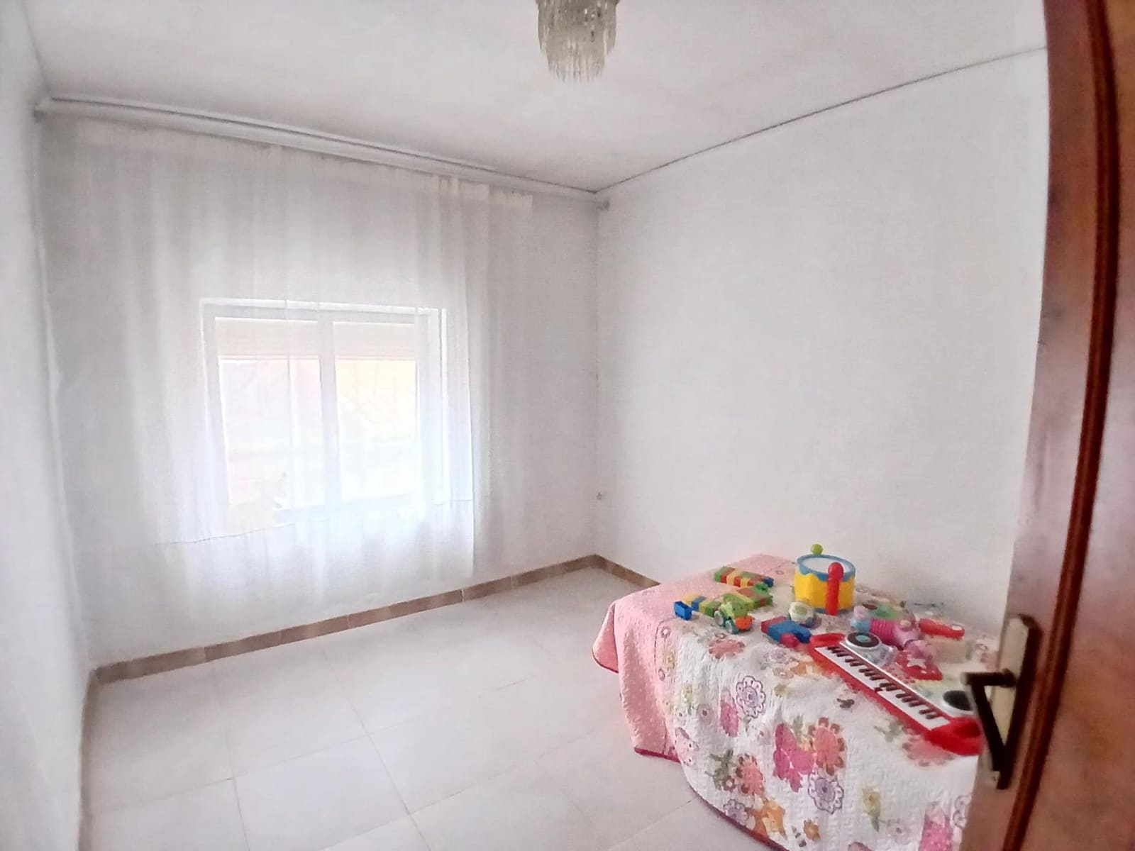 6 soveværelse Finca/Landehus til salg i Carcaixent med garage - € 92.000 (Ref: 9648077)