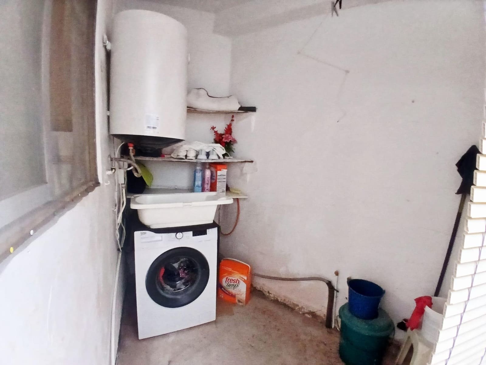 6 soveværelse Finca/Landehus til salg i Carcaixent med garage - € 92.000 (Ref: 9648077)