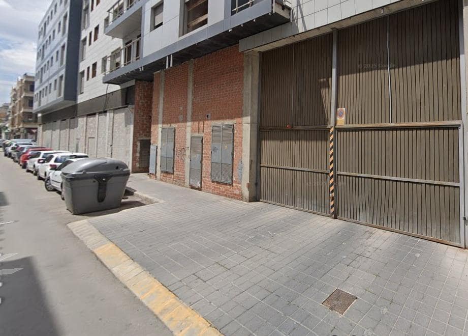Garage til salg i Alzira - € 18.000 (Ref: 9656054)
