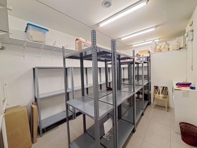 Kommersiell att hyra i Alzira - 1 100 € (Ref: 9661950)