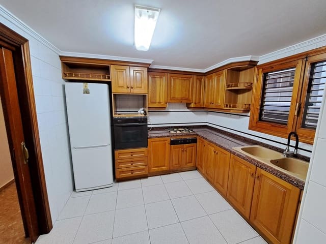 4 Zimmer Wohnung zu verkaufen in Alzira mit Garage - 225.000 € (Ref: 9670605)