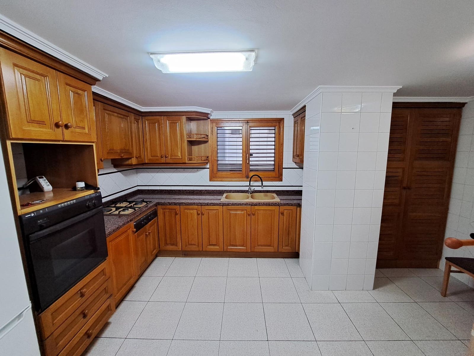 4 Zimmer Wohnung zu verkaufen in Alzira mit Garage - 225.000 € (Ref: 9670605)