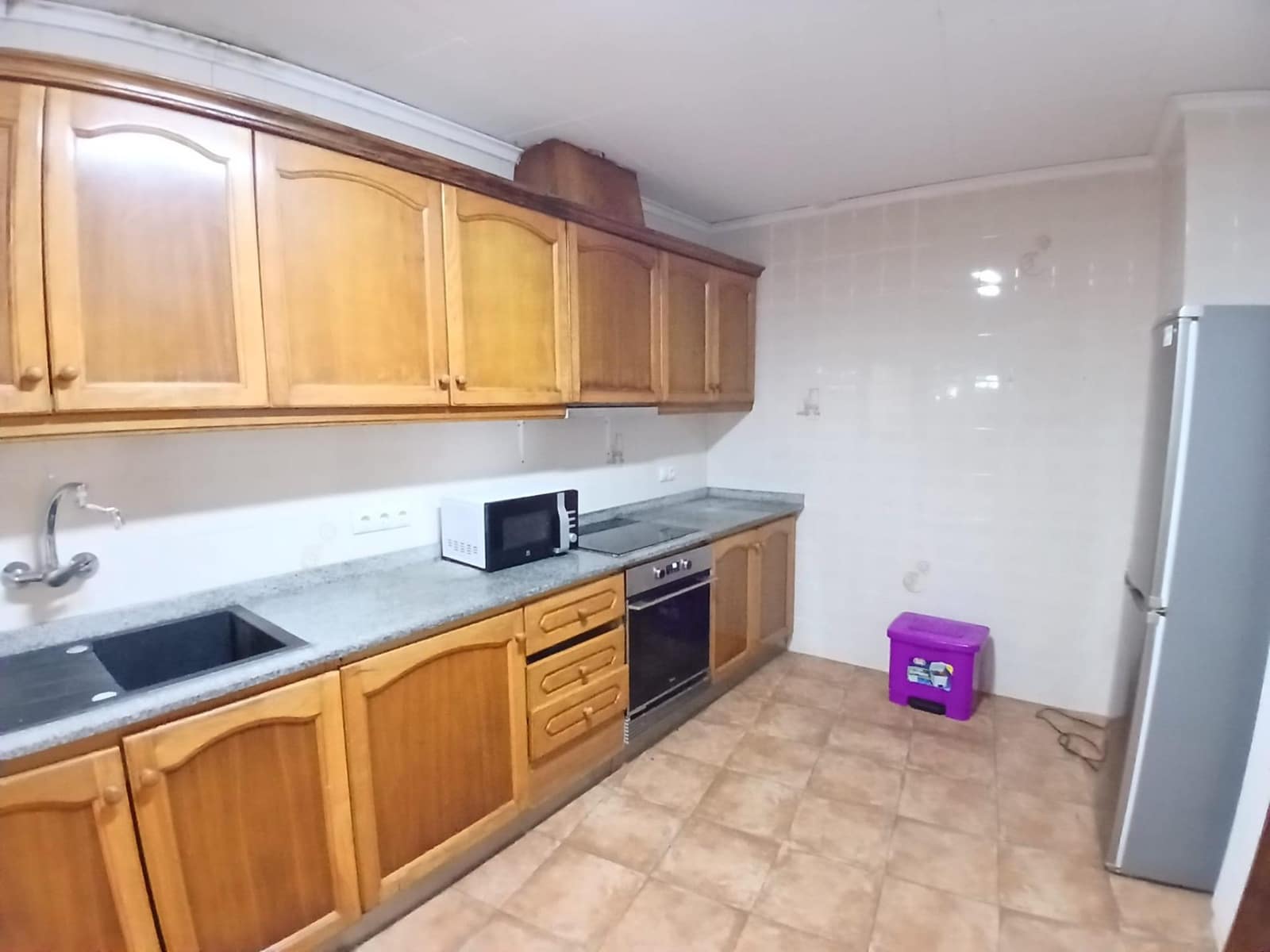 6 bedroom Townhouse for sale in Carcaixent - € 198,000 (Ref: 9670608)
