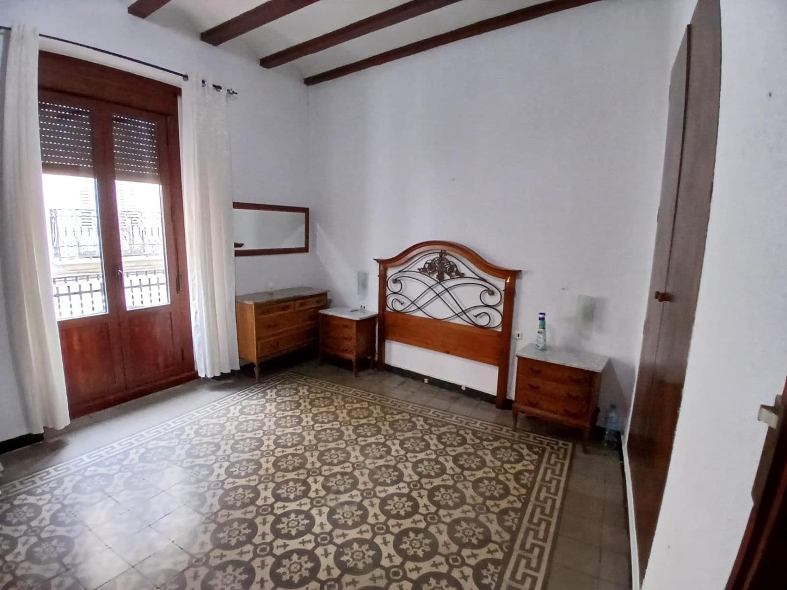 6 bedroom Townhouse for sale in Carcaixent - € 198,000 (Ref: 9670608)