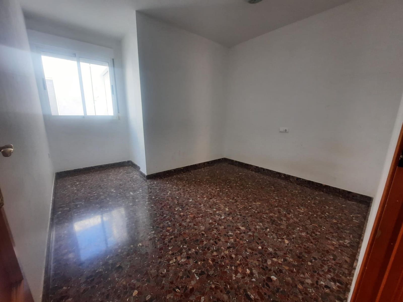 3 slaapkamer Penthouse te koop in Alzira - € 225.000 (Ref: 9690571)