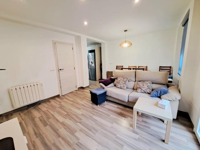 2 bedroom Flat for sale in Carcaixent - € 110,000 (Ref: 9714894)