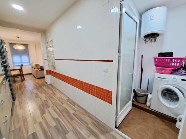 2 bedroom Flat for sale in Carcaixent - € 110,000 (Ref: 9714894)