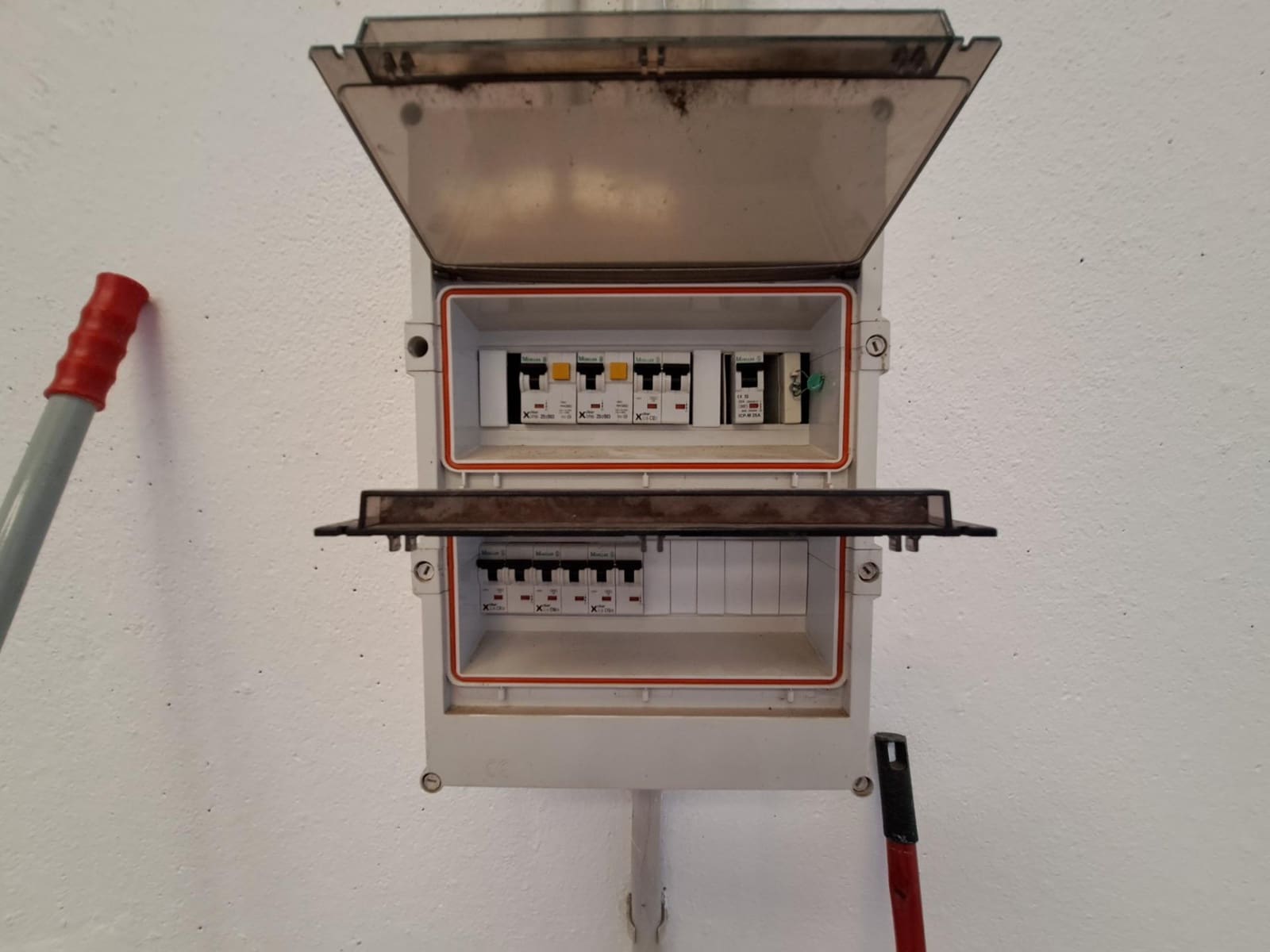 Business for rent in Alzira - € 1,200 (Ref: 9732074)