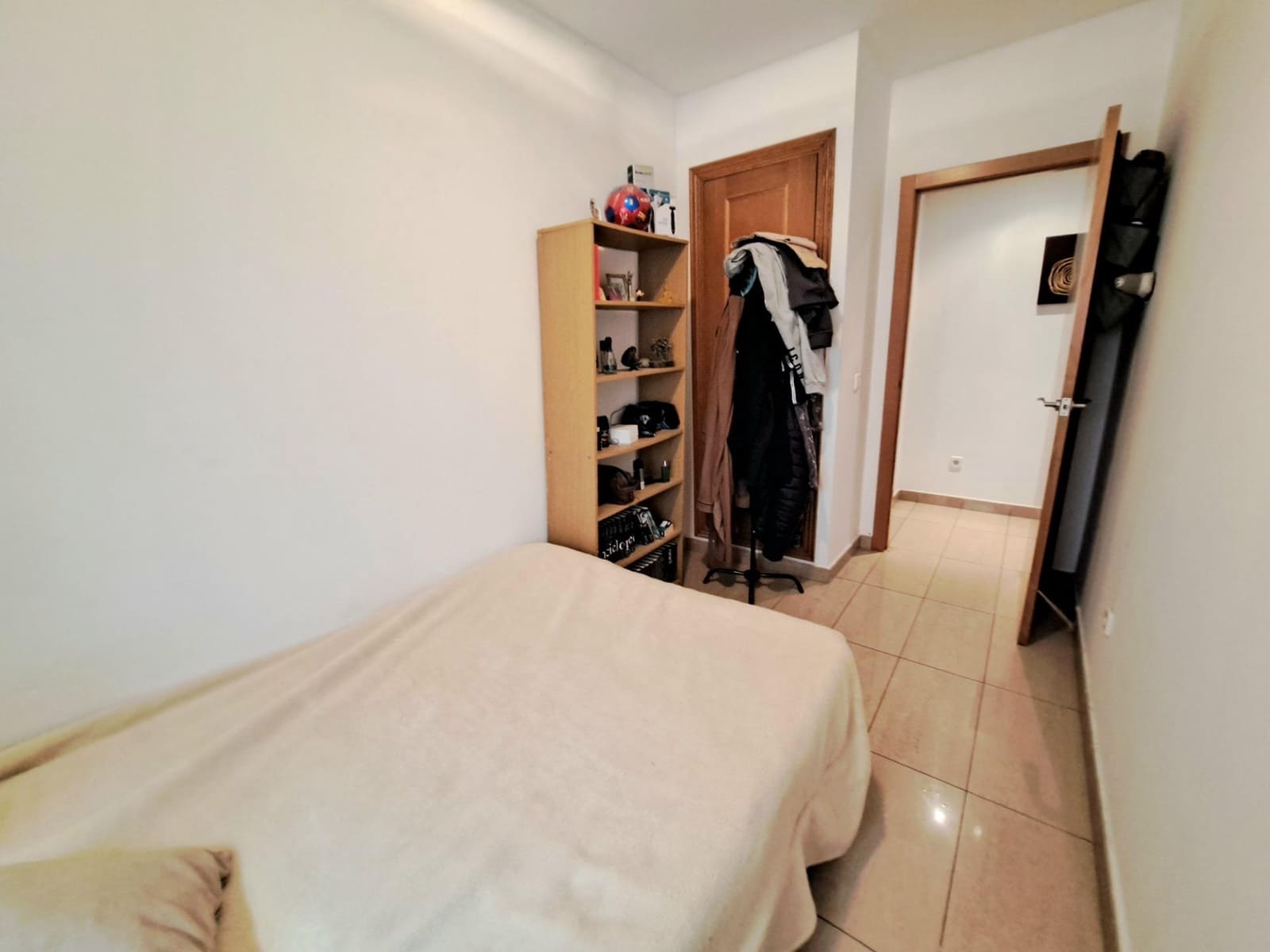 3 bedroom Flat for sale in Alzira - € 150,000 (Ref: 9735556)