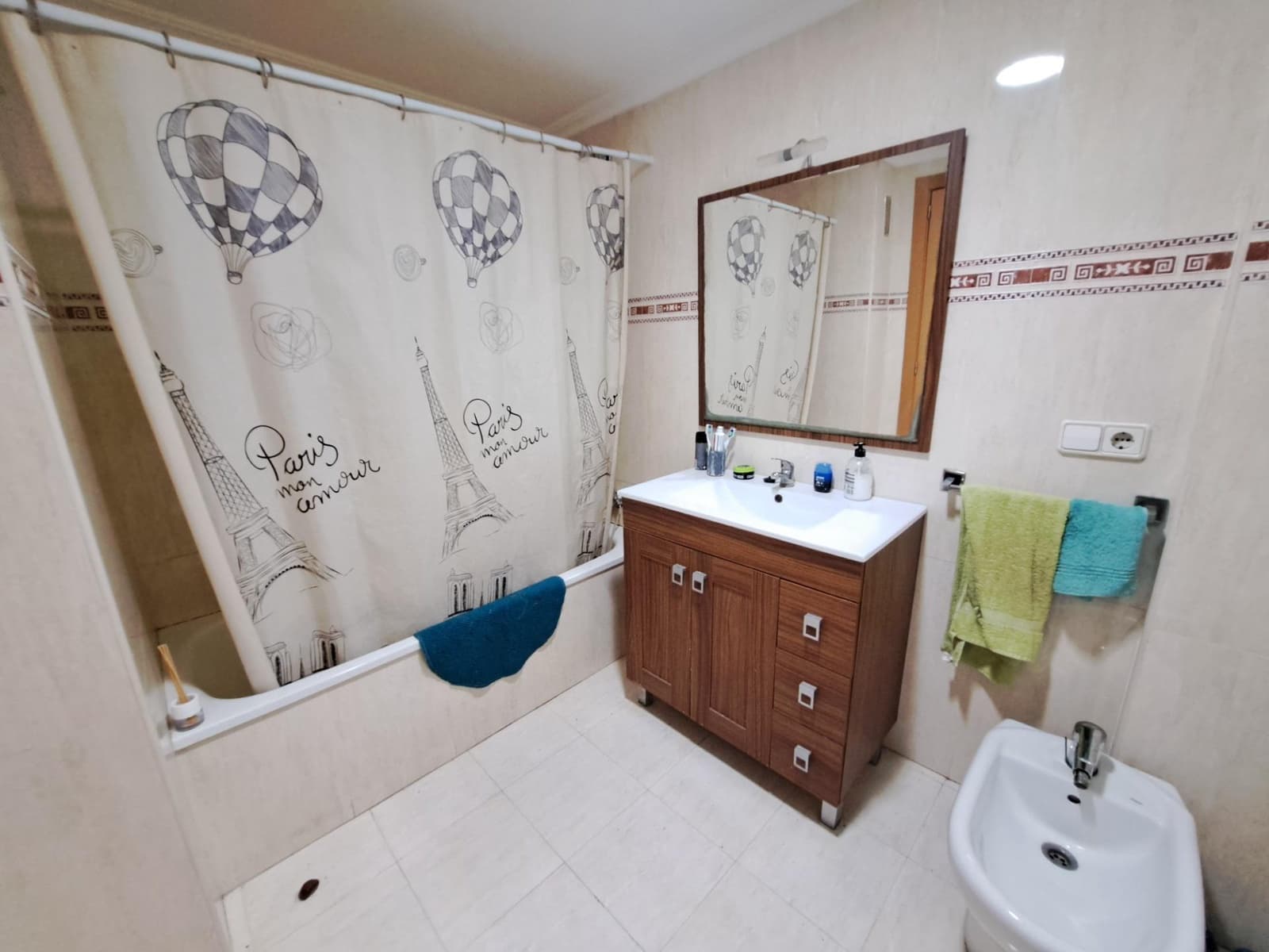 3 bedroom Flat for sale in Alzira - € 150,000 (Ref: 9735556)